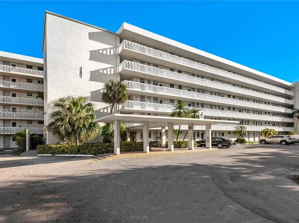 2851 Leonard Dr APT J405, Aventura, FL 33160