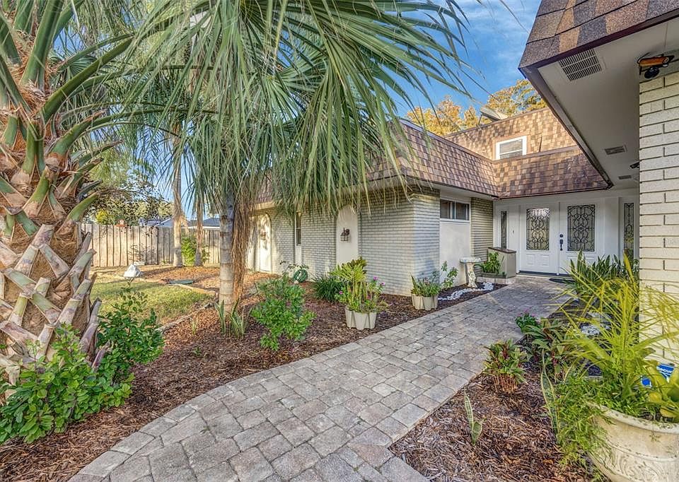 1st image of 18405 Tomlinson Dr
