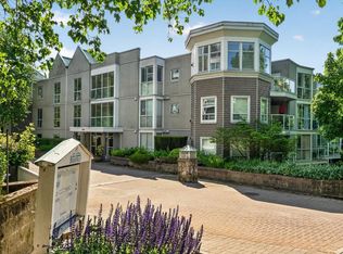 8460 Jellicoe St #109, Vancouver, BC V5S4S8