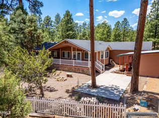 2873 Little Hawk Trl, Overgaard, AZ 85933