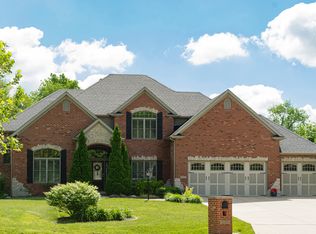 1510 E Ridgefield Dr, Mahomet, IL 61853