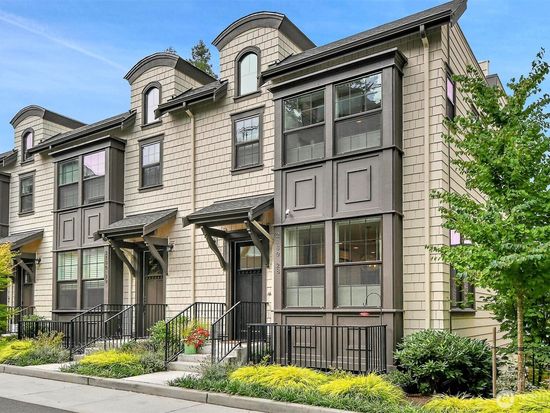 2130 10th Avenue W #28, Seattle, WA 98119