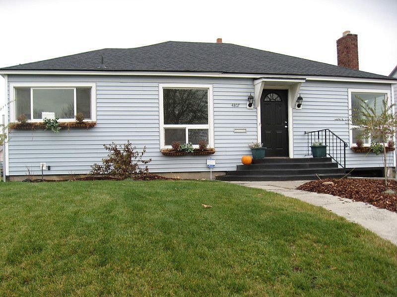 Shadle home on oversized lot