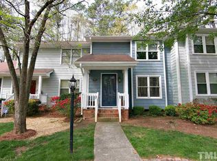 1513 Edgeside Ct, Raleigh, NC 27609