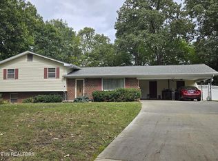 1138 Park Hill Cir, Knoxville, TN 37909