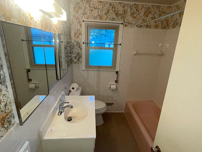 Main floor bathroom
