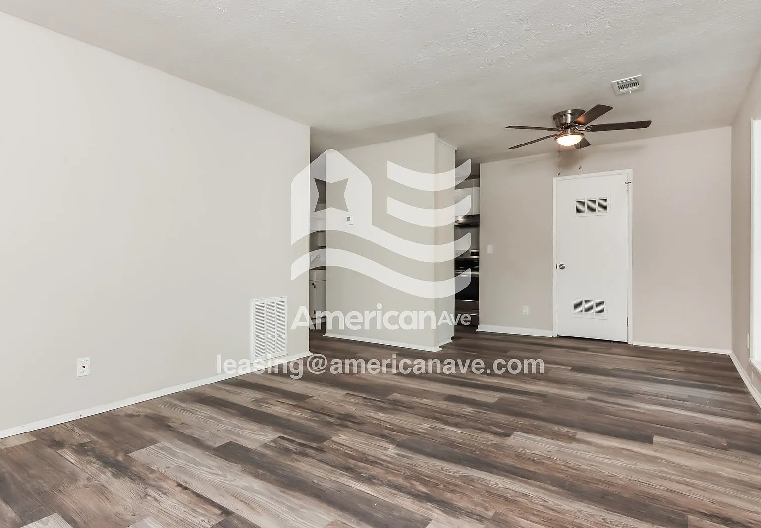 3 bed, 1.0 bath, 864 sqft, $1,097 — Photo 4