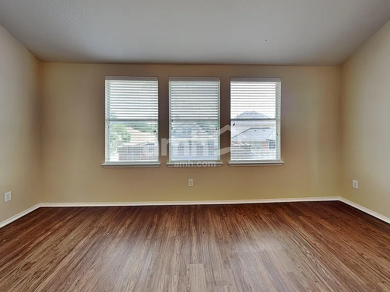 5009 Blackwood Dr — Photo 11