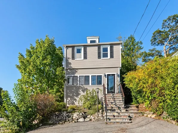 28 Gordon Rd, Medford, MA 02155