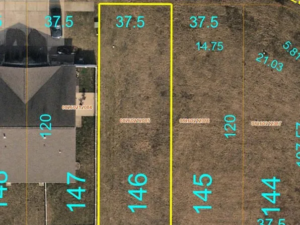 2064 Wexford Green Way, Belleville, IL 62220