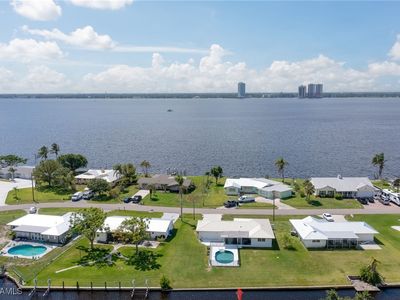 400 E North Shore Dr, North Fort Myers, FL, 33917