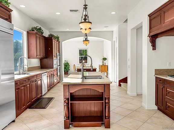 5th image of 15364 Palomino Mesa Rd