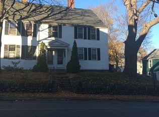 19 High St, Amesbury, MA 01913
