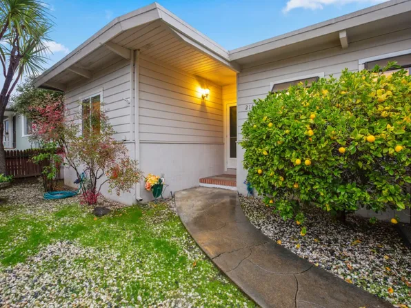 (undisclosed Address), Menlo Park, CA 94025