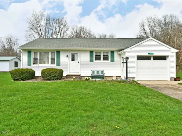 2972 Liberty St, Orwell, OH 44076