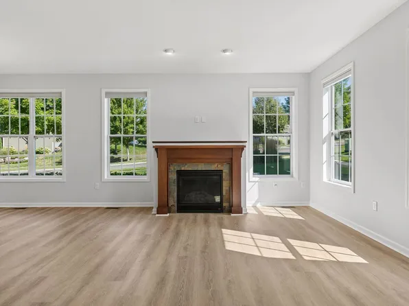 11443 Beechwood Ln, Woodbury, MN 55129