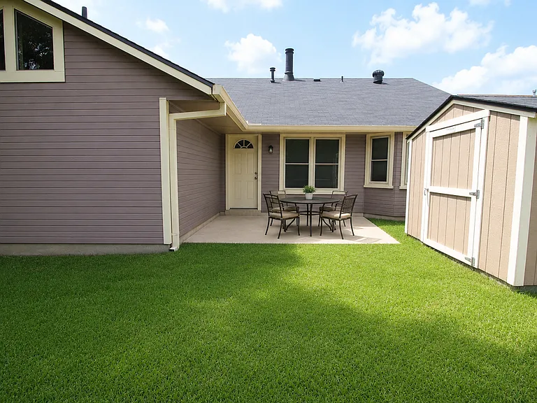 9113 Bushnell Ln — Photo 12