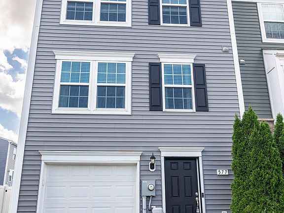5th image of 577 Thumper Dr