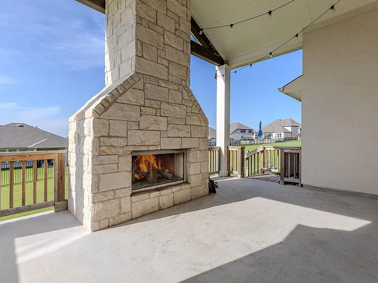 1801 Baleric Dr — Photo 32