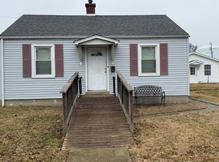 5 W Green St, Mascoutah, IL