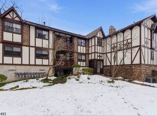 2309 Hemingway Ln BLDG 23 #2309, Mahwah Twp., NJ 07430