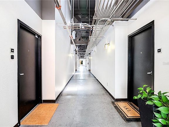 4th image of 62 W Colonial Dr APT 308