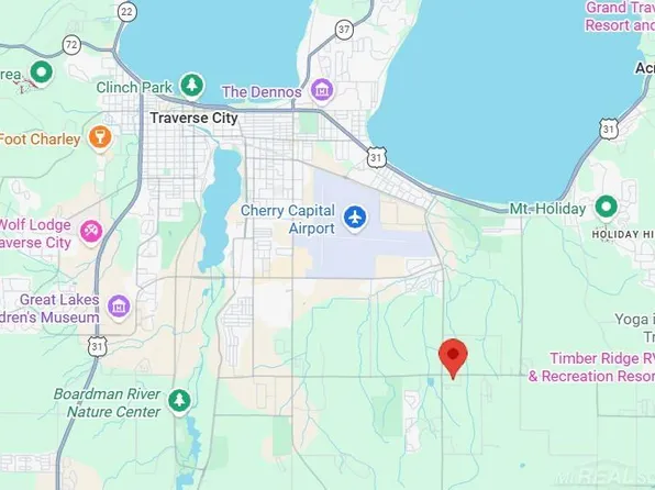 1150 E Hammond Rd, Traverse City, MI 49696