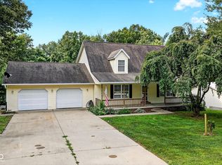 6623 W Megans Way, Ellettsville, IN 47429