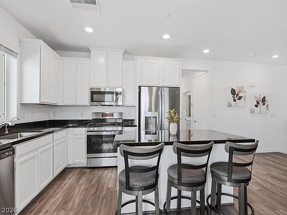 2nd image of 5730 Sky Pointe Dr #153
