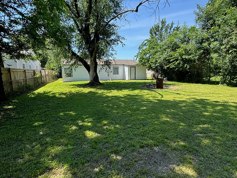 4109 W Albert Pike Ave — Photo 12