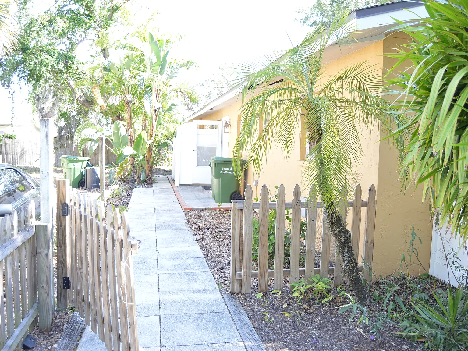 2 bed, 800 sqft, $1,575 — Photo 1