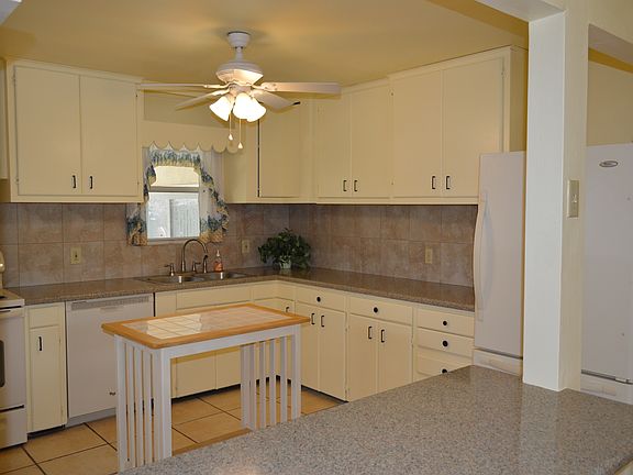 5th image of 3712 Summer Haven Ln