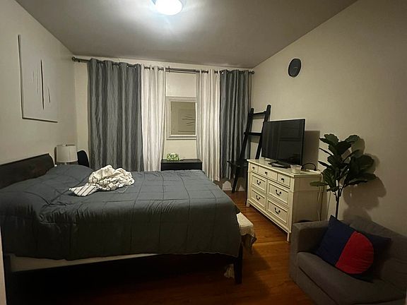 2nd image of 614 W 157th St APT 2A