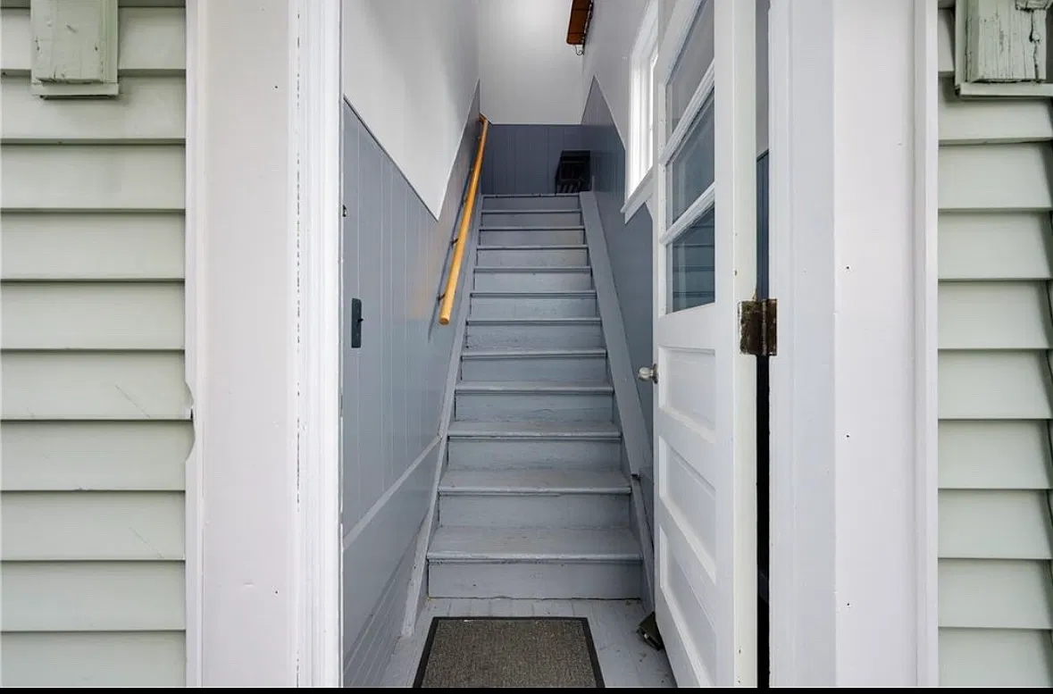 3 bed, $1,850 — Photo 3