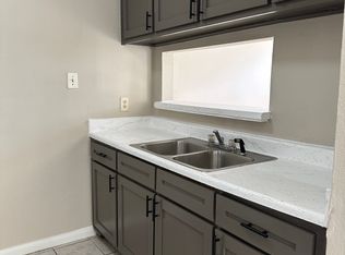 5017 Mallow St APT 2, Houston, TX 77033