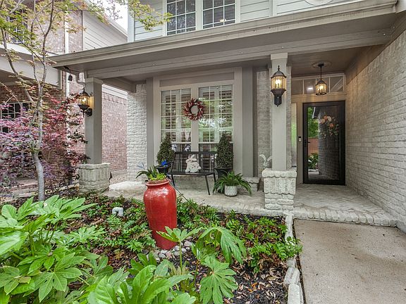 3rd image of 2148 Ash Grove Way