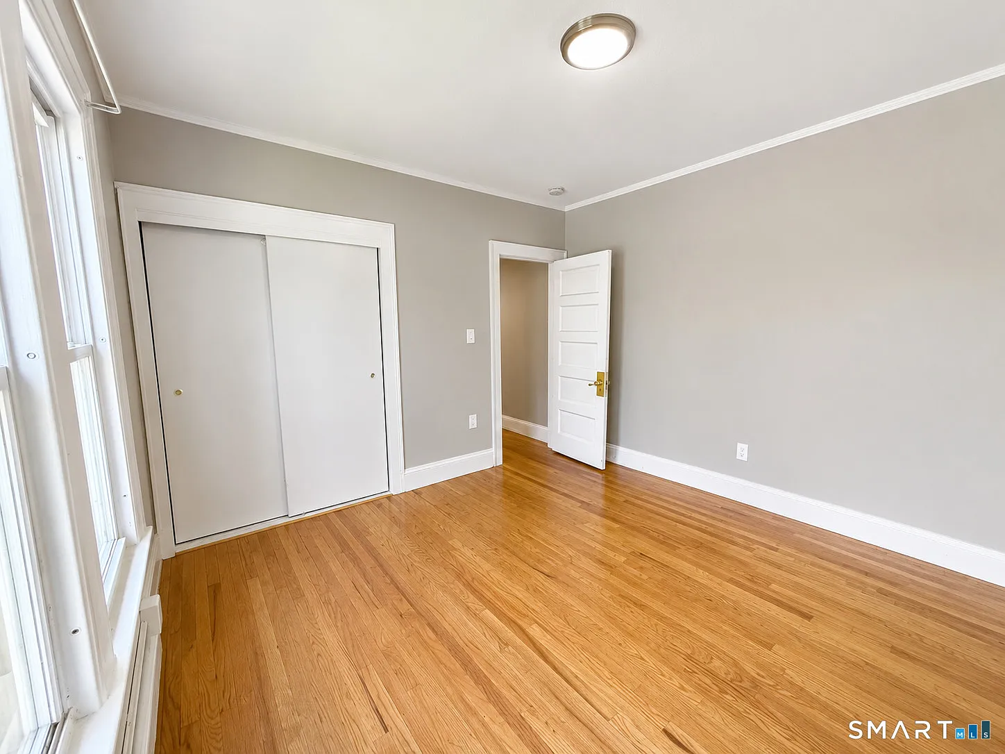 2 bed, 1.0 bath, 1200 sqft, $2,300 — Photo 3