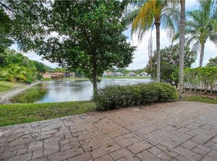 6553 NW 78th Pl, Pompano Beach, FL 33067