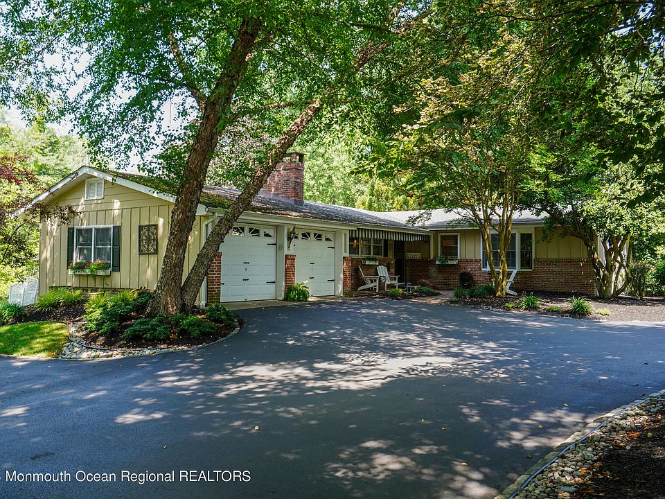 1st image of 102 Samara Drive
