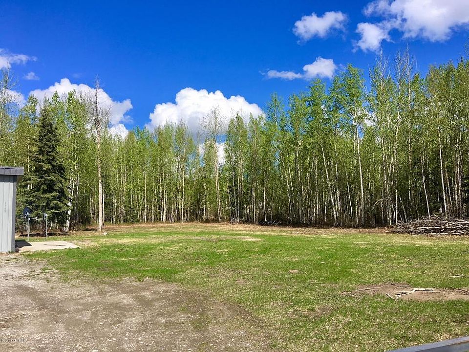 2nd image of 4548 Moose Creek Ave