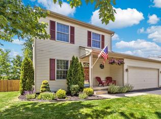 215 Iris Trail Dr, Galloway, OH 43119
