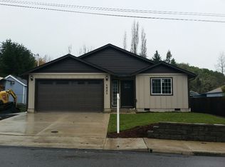 1421 NE Alameda Ave, Roseburg, OR 97470