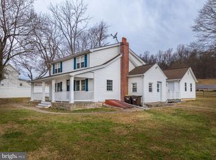 215 Hopewell Rd, Elverson, PA 19520