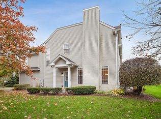 1953 Golden Gate Ln, Naperville, IL 60563