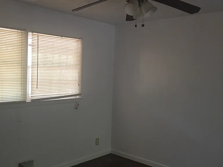 2930 Carriage Ln — Photo 4