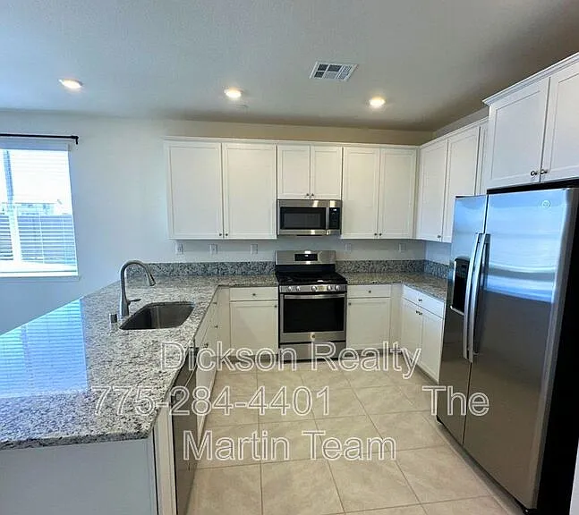 1790 Eagle Landing Dr — Photo 3
