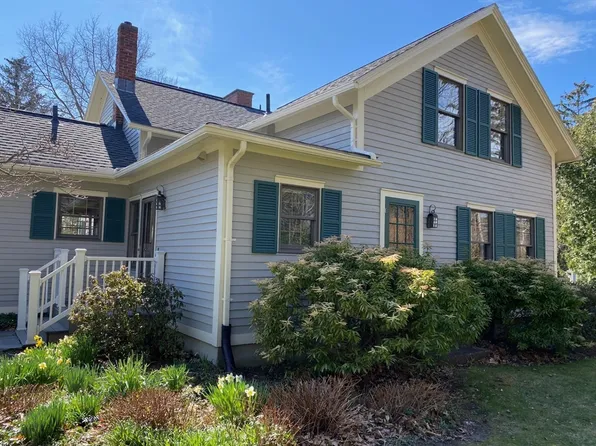 41 Shays St, Amherst, MA 01002