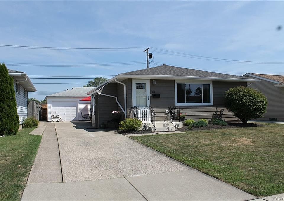 1st image of 67 Winkler Dr