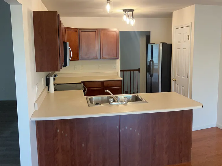 1711 Ambrose Terrace Dr — Photo 7
