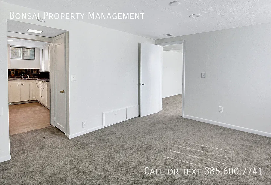 2 Bed Apartment in quiet SLC Suburb — Photo 4